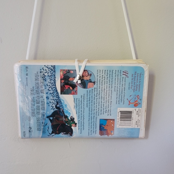 Mulan Disney 90's Upcycled VHS Shoulder Crossbody Bag - Picture 7 of 9
